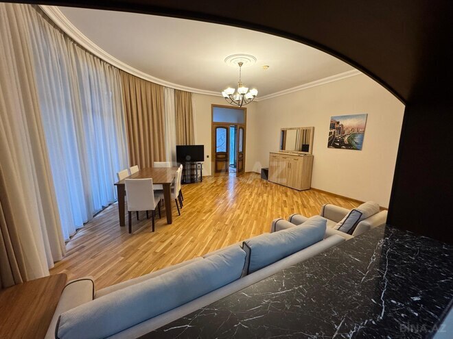 Satılır 7 otaqlı həyət evi/bağ evi 470 m², Şıxov q., photo 3 from 26