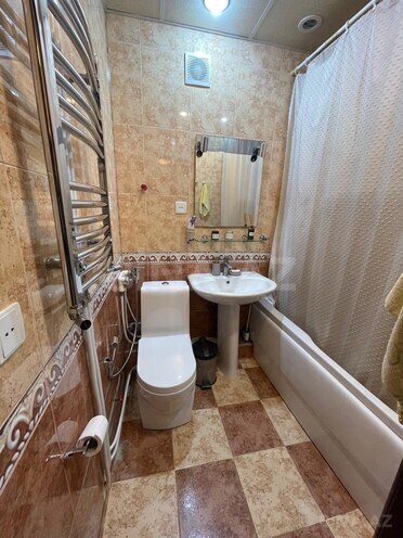 Продаётся 4-комн. вторичка 90 м², м. 28 мая, photo 14 from 16