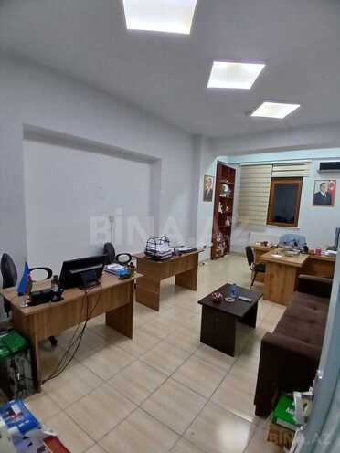 Сдаётся 1-комн. офис 20 м², м. Низами, photo 3 from 6