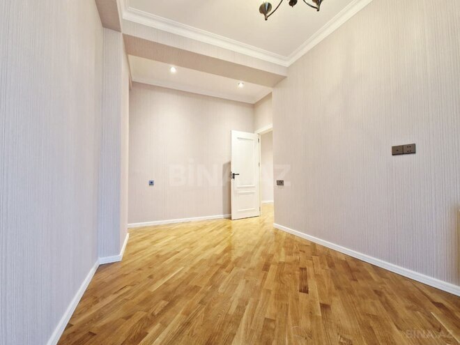 Продаётся 2-комн. новостройка 63 м², м. Кара Караев, photo 6 from 21