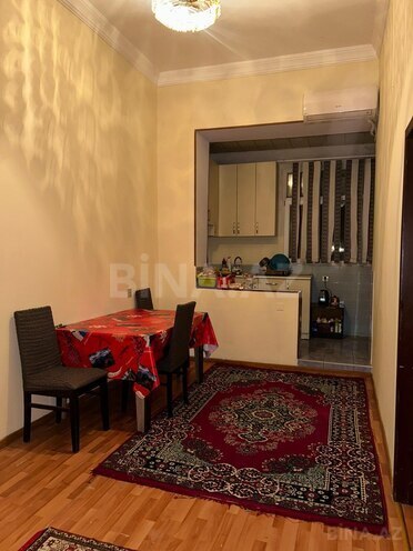 Satılır 3 otaqlı köhnə tikili 55 m², Memar Əcəmi m., photo 1 from 12