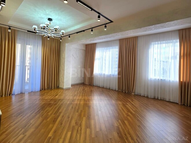 Продаётся 3-комн. новостройка 128 м², м. Ази Асланов, photo 1 from 14