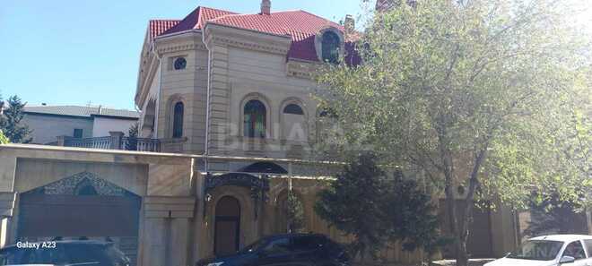 Продаётся 8-комн. дом/дача 650 м², Бинагадинский р., photo 1 from 32