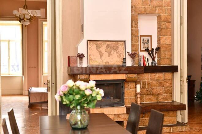 Продаётся 6-комн. вторичка 250 м², м. Ичеришехер, photo 7 from 10
