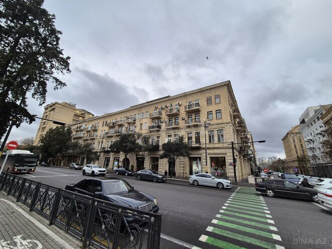 İcarəyə verilir 2 otaqlı köhnə tikili 80 m², Sahil m., photo 1 from 11