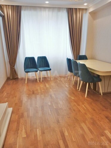 Сдаётся 2-комн. новостройка 75 м², м. Кара Караев, photo 7 from 24