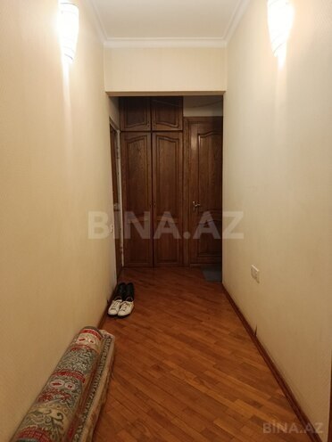 Satılır 2 otaqlı köhnə tikili 75 m², Nizami m., photo 18 from 22