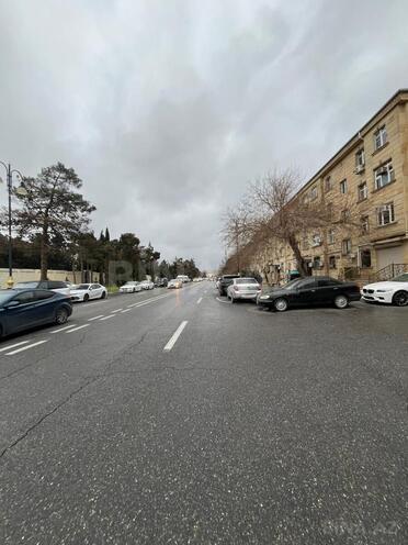 Satılır 3 otaqlı köhnə tikili 70 m², Gənclik m., photo 18 from 20