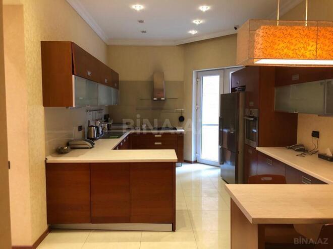 İcarəyə verilir 4 otaqlı yeni tikili 175 m², 28 May m., photo 4 from 10