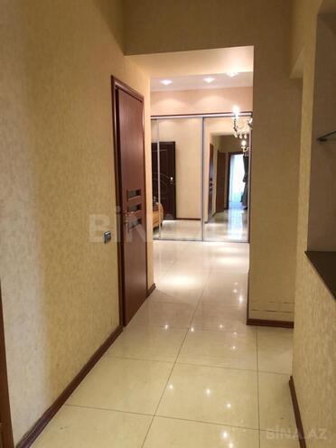 İcarəyə verilir 4 otaqlı yeni tikili 175 m², 28 May m., photo 5 from 10