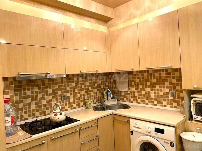 İcarəyə verilir 2 otaqlı yeni tikili 60 m², 28 May m., photo 9 from 15