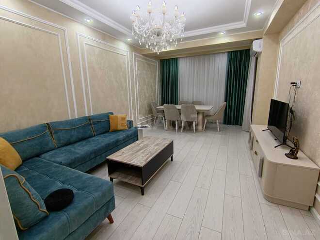Сдаётся 3-комн. новостройка 100 м², м. Нариман Нариманов, photo 1 from 10