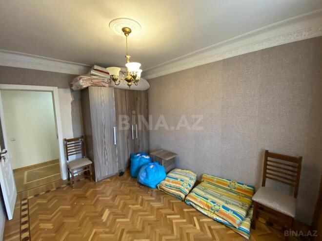 Продаётся 3-комн. вторичка 70 м², м. Ичеришехер, photo 9 from 20