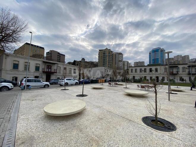 Продаётся 3-комн. вторичка 70 м², м. Ичеришехер, photo 8 from 20