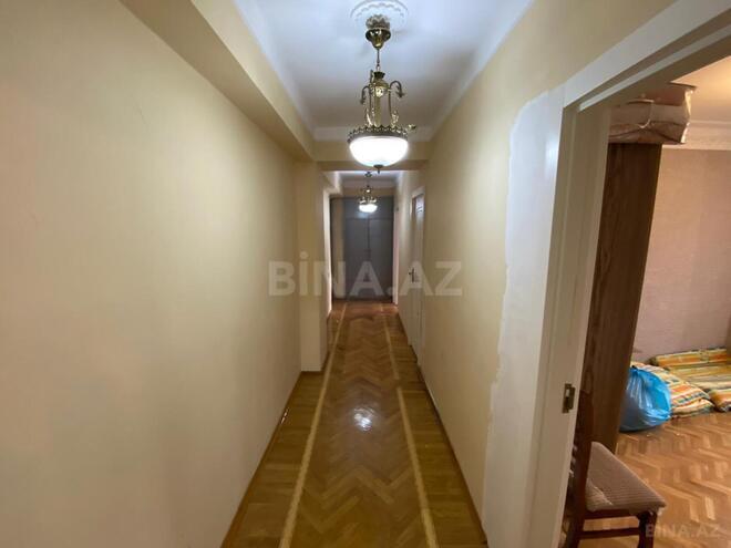 Продаётся 3-комн. вторичка 70 м², м. Ичеришехер, photo 13 from 20