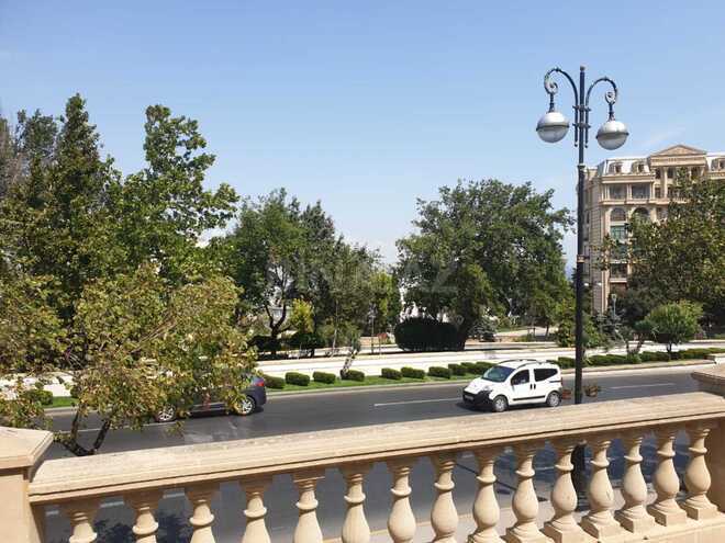 Сдаётся 2-комн. офис 47 м², м. Ичеришехер, photo 12 from 13