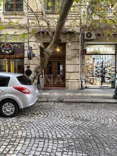 Satılır 2 otaqlı köhnə tikili 60 m², Sahil m., photo 5 from 24