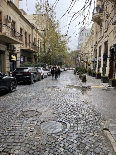 Satılır 2 otaqlı köhnə tikili 60 m², Sahil m., photo 22 from 24