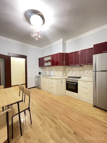 Сдаётся 3-комн. новостройка 120 м², м. 8 ноября, photo 11 from 22