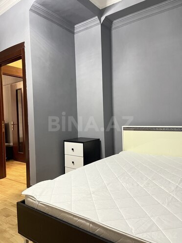 Сдаётся 3-комн. новостройка 120 м², м. 8 ноября, photo 18 from 22