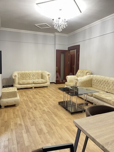 Сдаётся 3-комн. новостройка 120 м², м. 8 ноября, photo 5 from 22