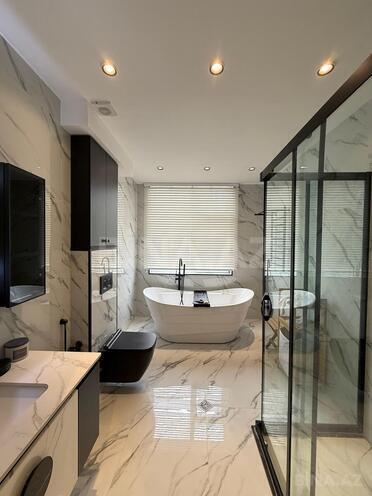 Продаётся 4-комн. новостройка 175 м², м. 8 ноября, photo 16 from 19