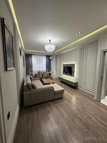 Продаётся 2-комн. новостройка 70 м², м. Гянджлик, photo 1 from 9