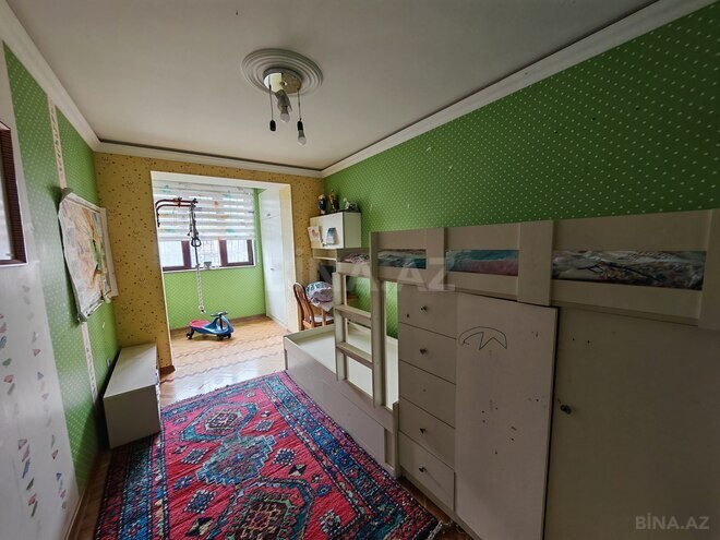 Satılır 4 otaqlı köhnə tikili 110 m², İnşaatçılar m., photo 8 from 18
