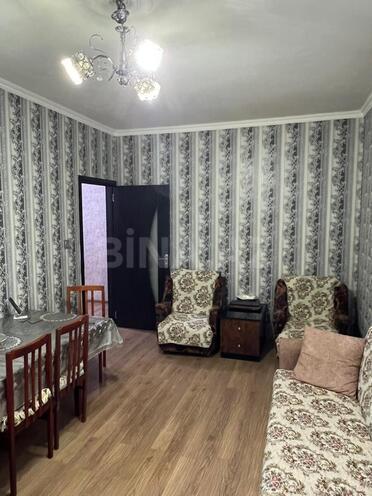 Продаётся 3-комн. вторичка 70 м², м. Ази Асланов, photo 4 from 24