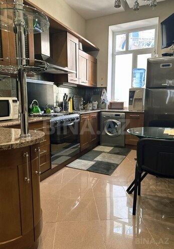 Продаётся 3-комн. вторичка 110 м², м. Ичеришехер, photo 15 from 25