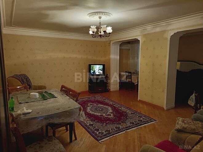 Продаётся 3-комн. вторичка 100 м², пос. Бадамдар, photo 1 from 10