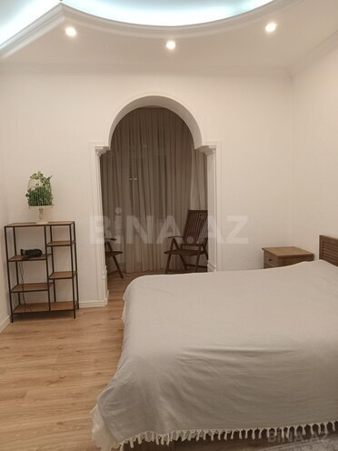 Сдаётся 3-комн. вторичка 110 м², м. Ичеришехер, photo 5 from 14