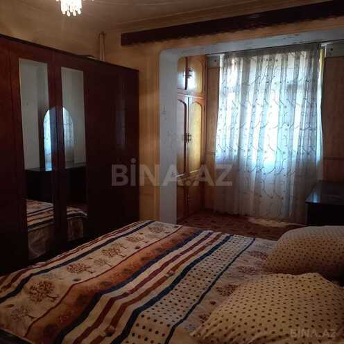 Сдаётся 3-комн. вторичка 90 м², м. Нефтчиляр, photo 10 from 11