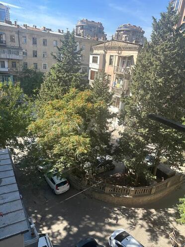 Продаётся 3-комн. вторичка 85 м², м. 28 мая, photo 3 from 18