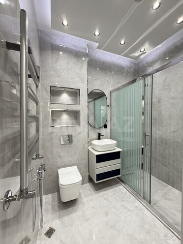 Сдаётся 3-комн. новостройка 110 м², Насиминский  р., photo 17 from 32