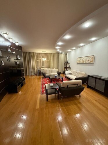 Satılır 4 otaqlı yeni tikili 200 m², 28 May m., photo 23 from 24