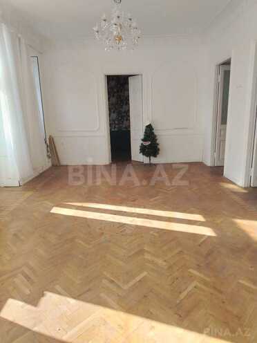 Сдаётся 3-комн. вторичка 90 м², м. 28 мая, photo 5 from 6