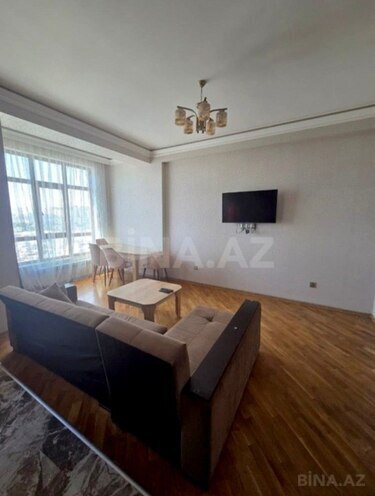 Сдаётся 2-комн. новостройка 80 м², м. Иншаатчылар, photo 1 from 11