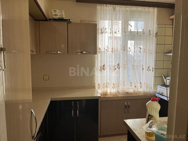 Satılır 3 otaqlı köhnə tikili 60 m², İnşaatçılar m., photo 13 from 18