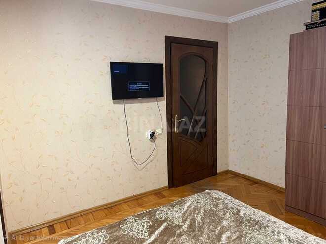 Satılır 3 otaqlı köhnə tikili 60 m², İnşaatçılar m., photo 15 from 18