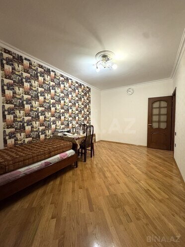 Продаётся 3-комн. вторичка 91 м², Насиминский  р., photo 12 from 32