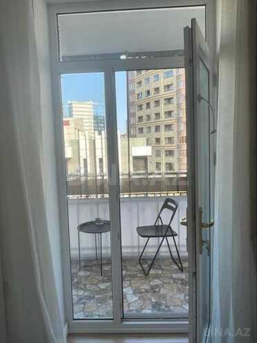 Продаётся 3-комн. вторичка 70 м², м. Низами, photo 14 from 21