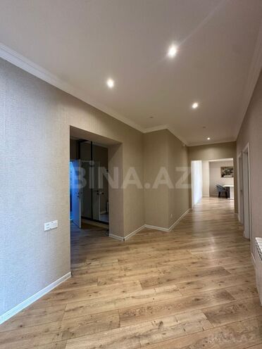 Сдаётся 3-комн. новостройка 147 м², м. 8 ноября, photo 16 from 21