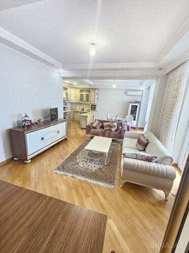 Продаётся 3-комн. новостройка 113 м², м. Нефтчиляр, photo 16 from 31