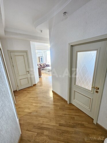 Продаётся 3-комн. новостройка 113 м², м. Нефтчиляр, photo 10 from 31