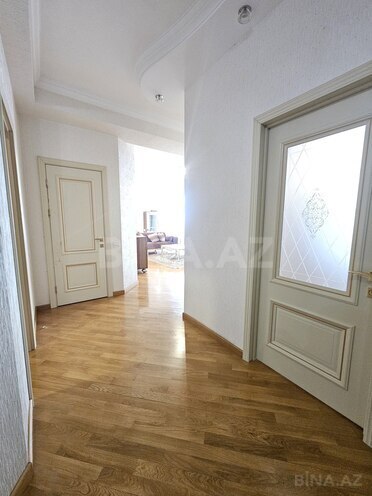 Продаётся 3-комн. новостройка 113 м², м. Нефтчиляр, photo 9 from 31