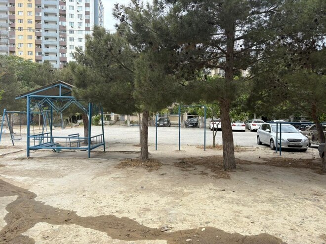 Satılır 5 otaqlı köhnə tikili 105 m², Qara Qarayev m., photo 14 from 29