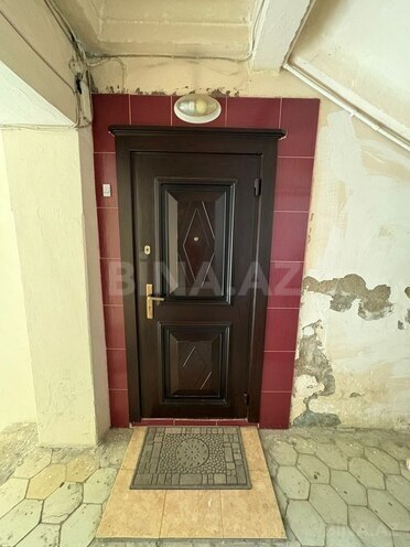 Satılır 5 otaqlı köhnə tikili 105 m², Qara Qarayev m., photo 18 from 29