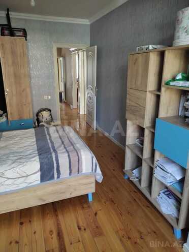 Satılır 4 otaqlı köhnə tikili 110 m², İnşaatçılar m., photo 13 from 16