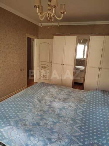 Satılır 4 otaqlı köhnə tikili 110 m², İnşaatçılar m., photo 15 from 16